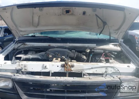 1996 Ford Econoline E250 Van from USA, damaged, VIN 1FTHE24H5THA62600